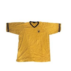 Vintage y2k Los Angeles Sparks
WNBA Shirt 2X made in Russia V neck khaki color